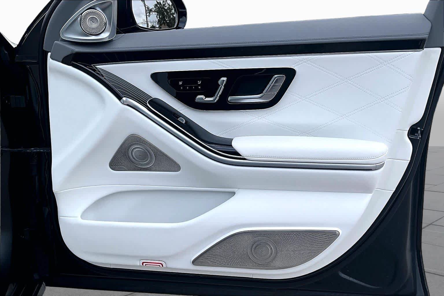 Used 2024 Mercedes-Benz Maybach S 680 4MATIC image 21