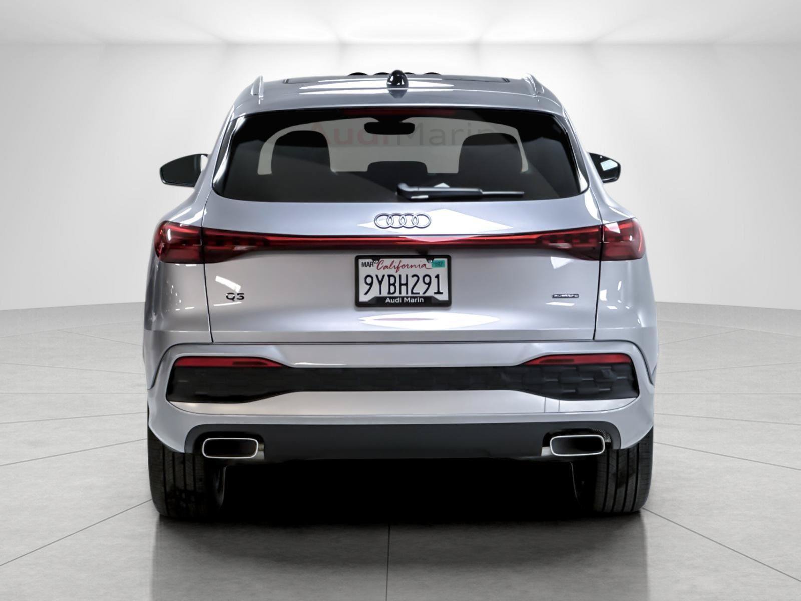 Certified 2025 Audi Q5 Premium w/ Convenience Package AWD/4WD image 4