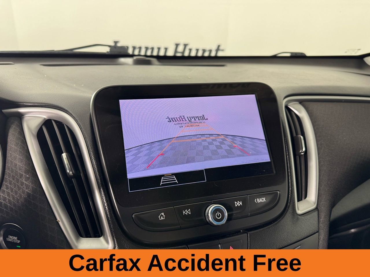 Used 2023 Chevrolet Malibu LT image 3