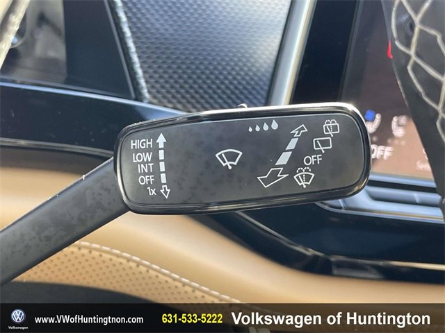 Certified 2025 Volkswagen Atlas Cross Sport SEL image 22