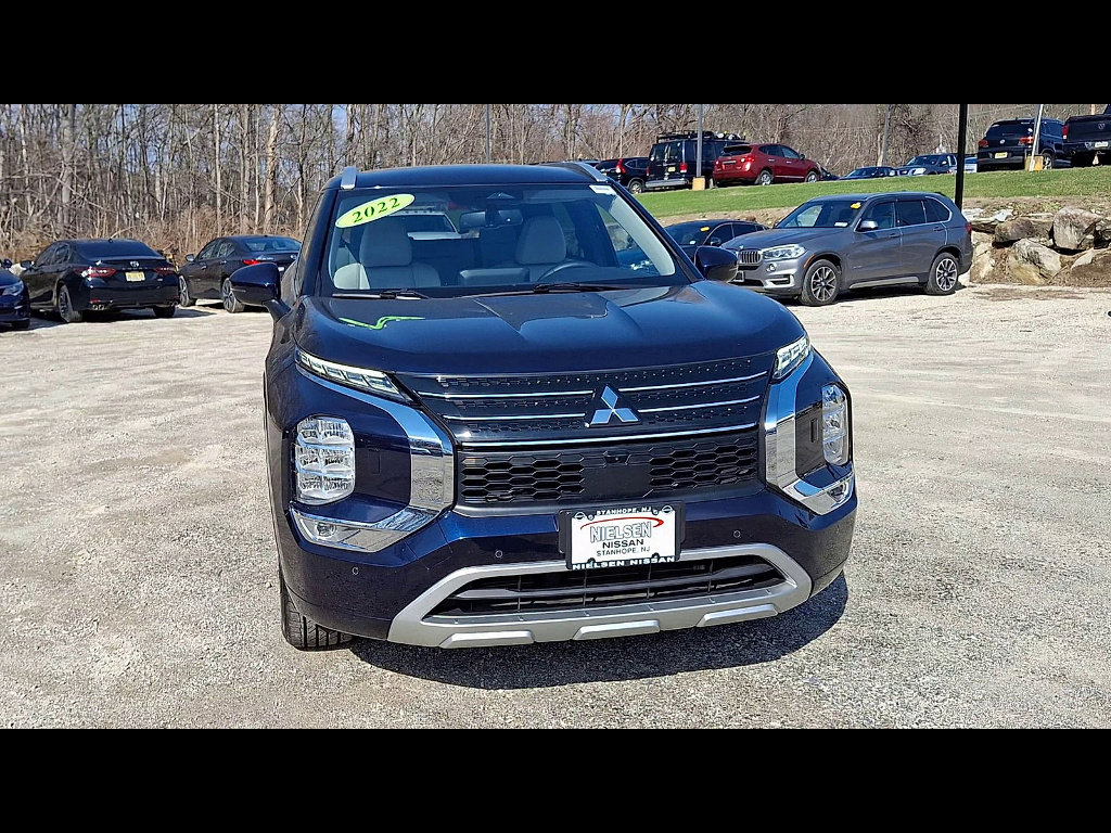 Used 2022 Mitsubishi Outlander SEL image 3