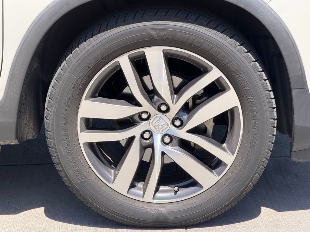 Used 2017 Honda Pilot Elite image 6