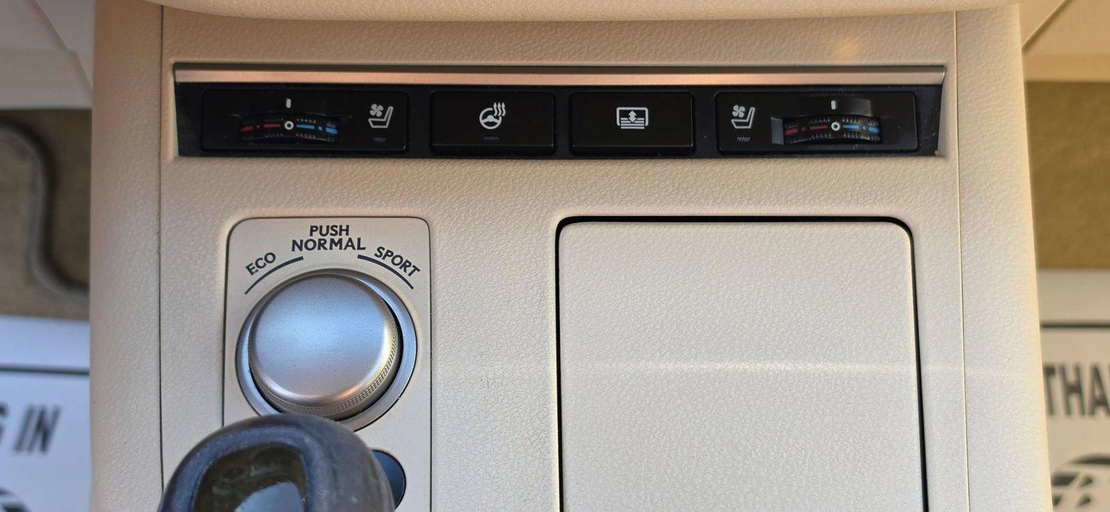 Used 2013 Lexus ES 350 FWD image 22