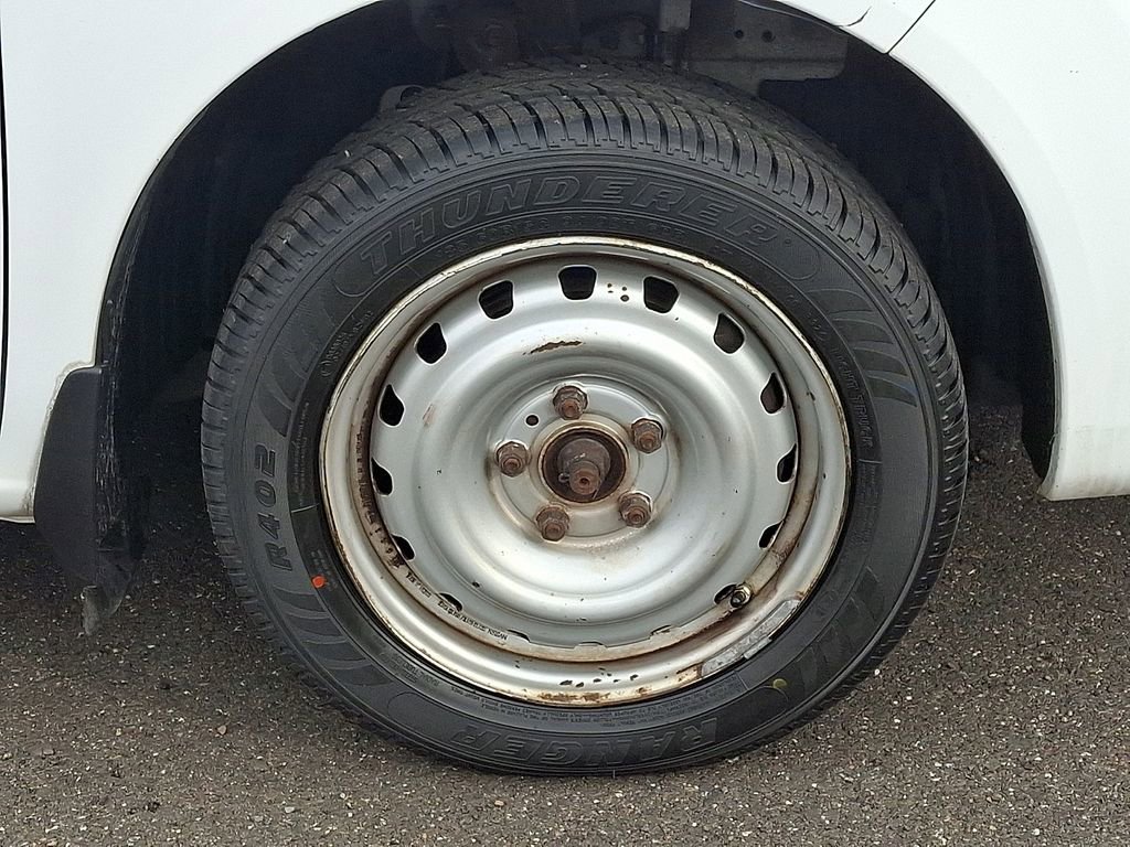 Used 2020 Nissan NV200 S FWD image 8