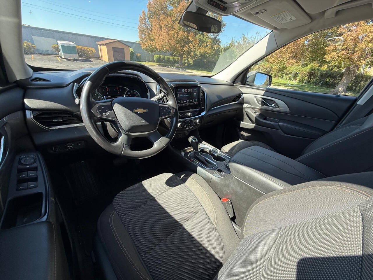 Used 2018 Chevrolet Traverse LT AWD/4WD image 9
