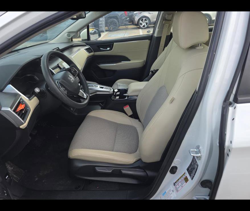 Used 2018 Honda Clarity Plug-In Hybrid image 3