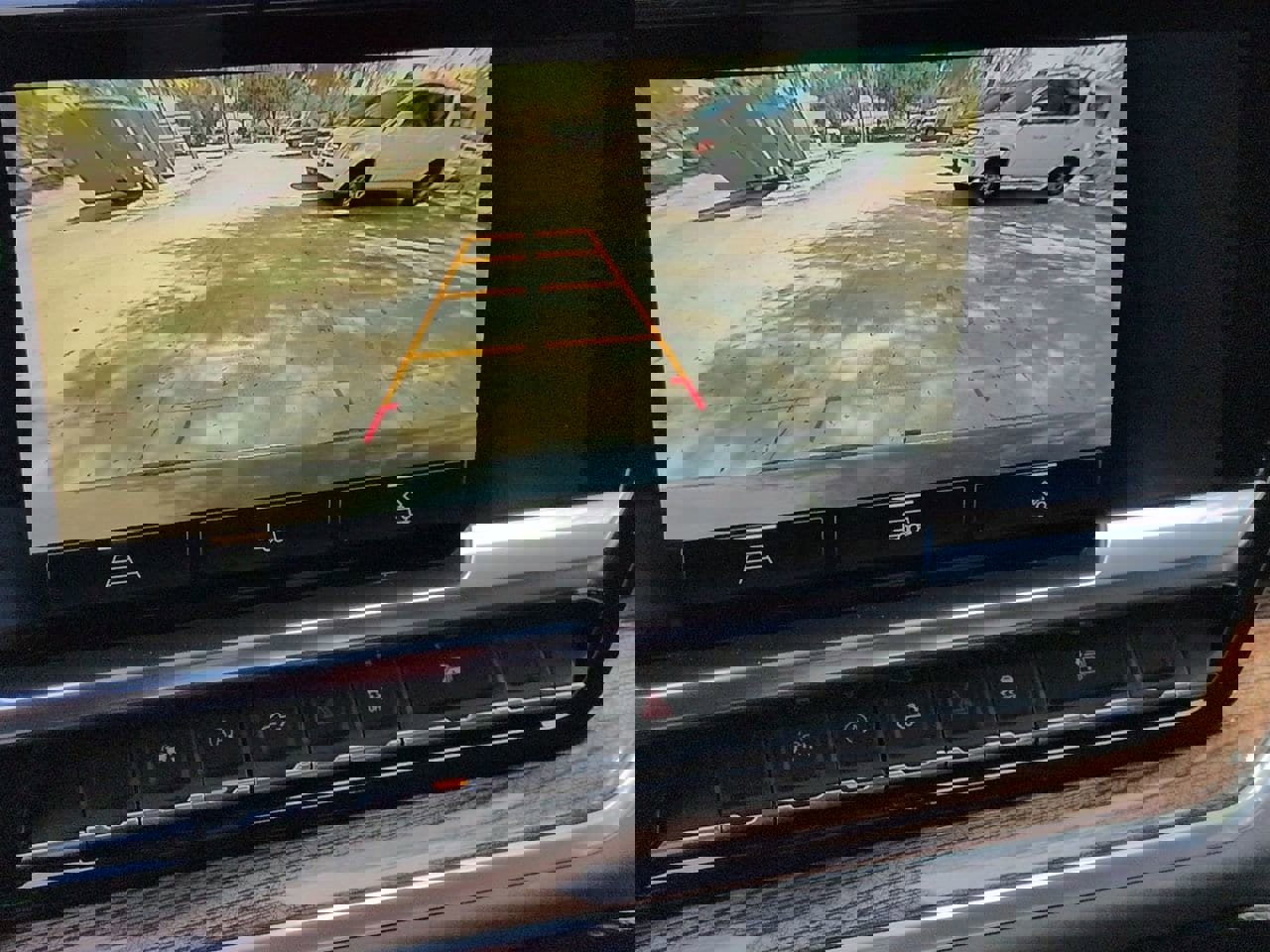 New 2026 Chevrolet Silverado 1500 LT w/ Leather Package image 16