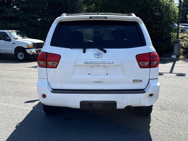 Used 2015 Toyota Sequoia SR5 AWD/4WD image 3