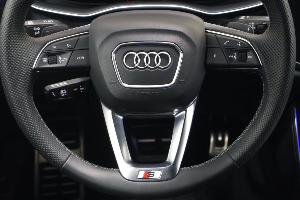 Used 2024 Audi SQ8 Prestige w/ Prestige Package AWD/4WD image 17