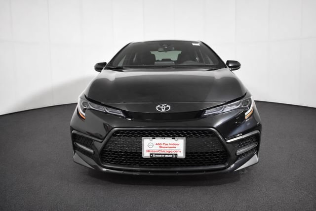 Used 2021 Toyota Corolla SE FWD image 2
