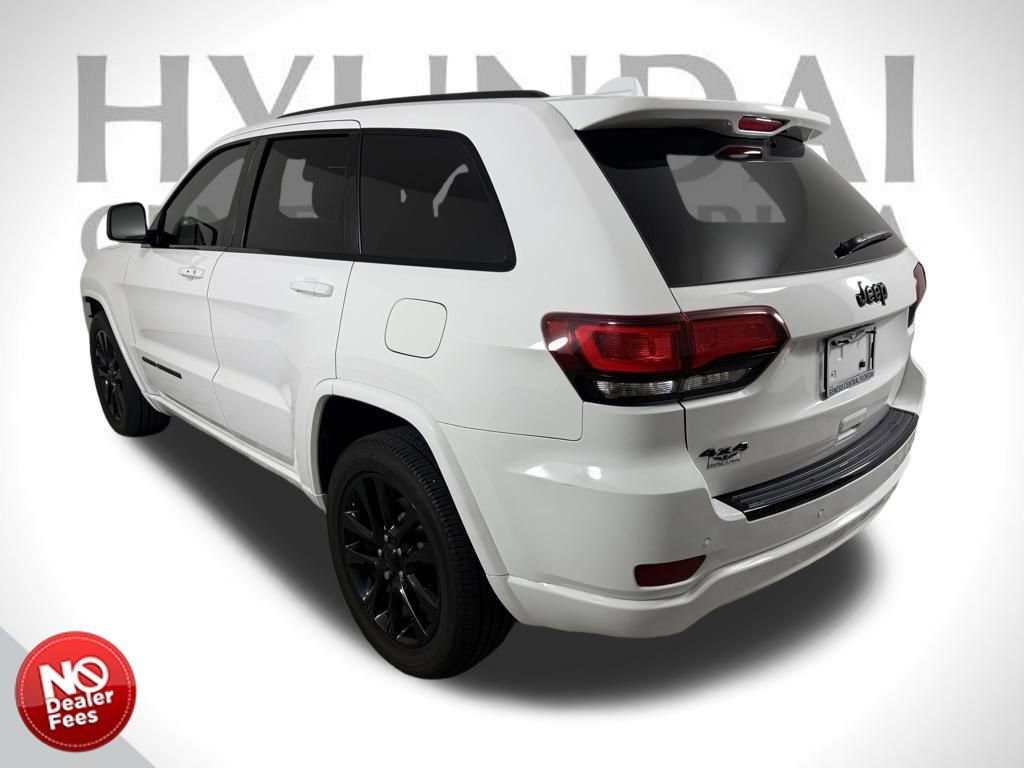Used 2018 Jeep Grand Cherokee Laredo image 5