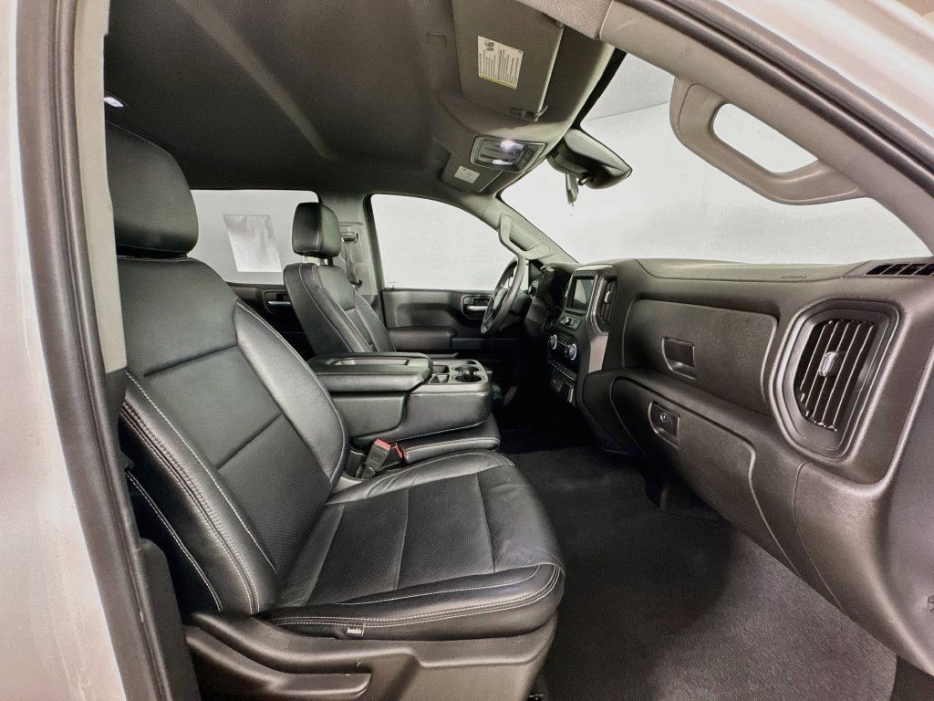 Used 2022 Chevrolet Silverado 1500 Custom AWD/4WD image 27