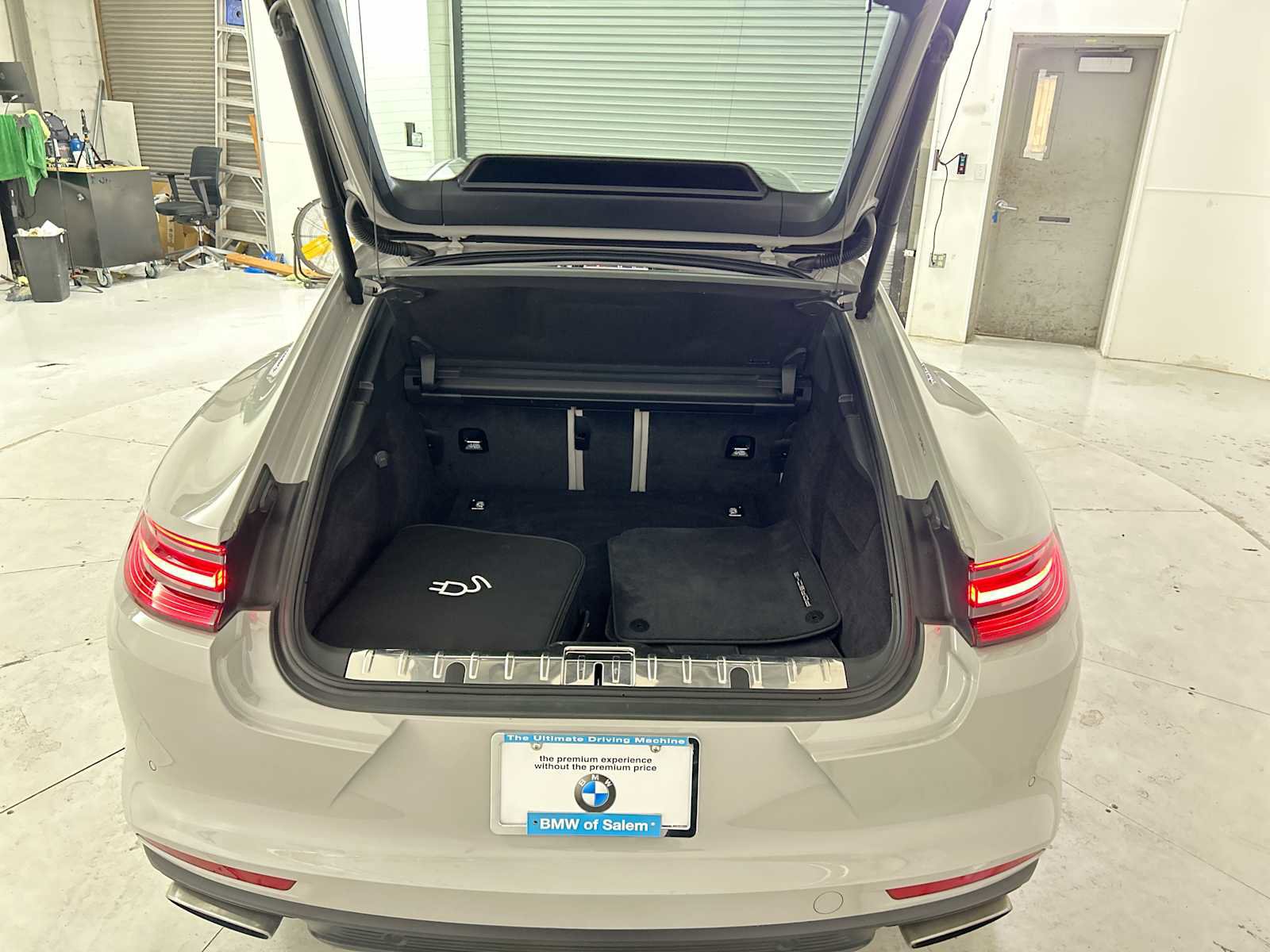 Used 2018 Porsche Panamera 4 Executive image 21