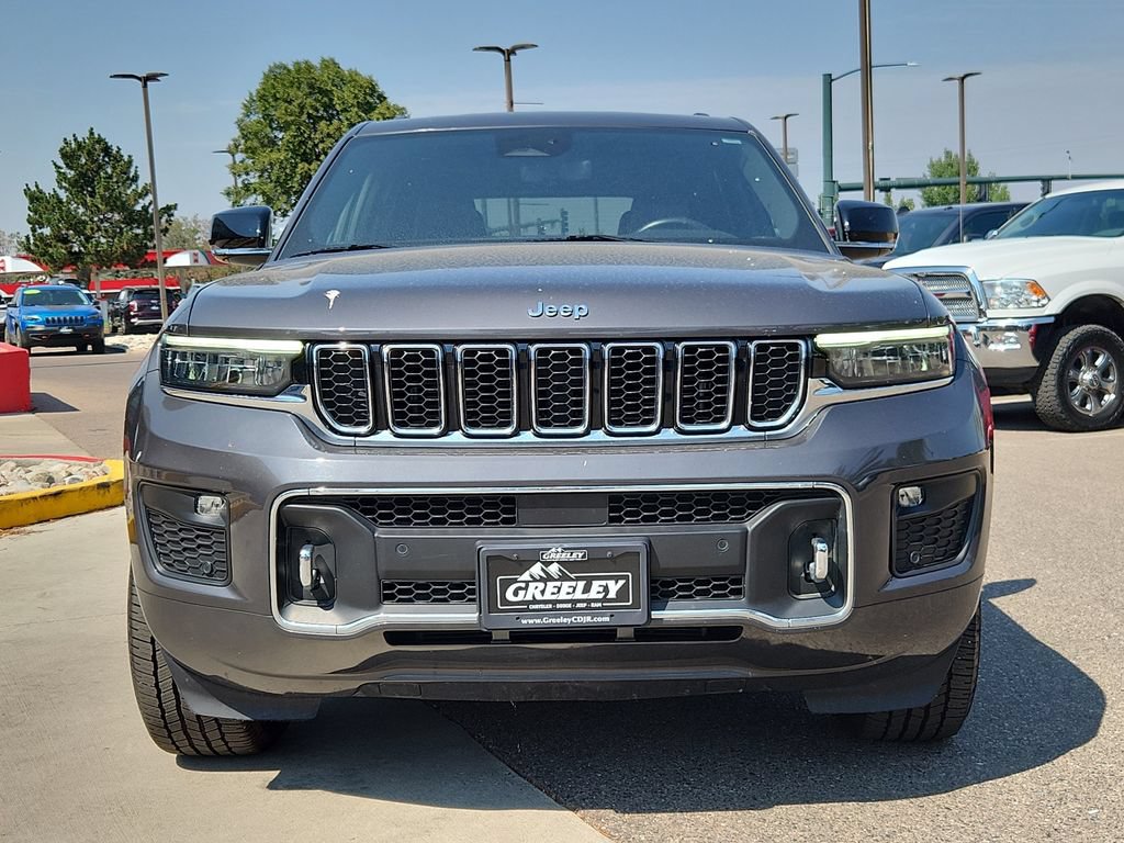Certified 2022 Jeep Grand Cherokee Overland w/ Luxury Tech Group IV AWD/4WD image 5