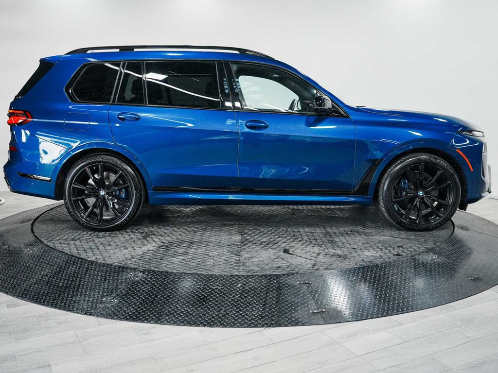 Used 2026 BMW X7 M60i AWD/4WD image 5