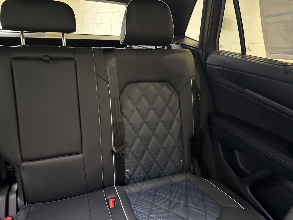 New 2026 Volkswagen Atlas Cross Sport SEL Premium R-Line image 15