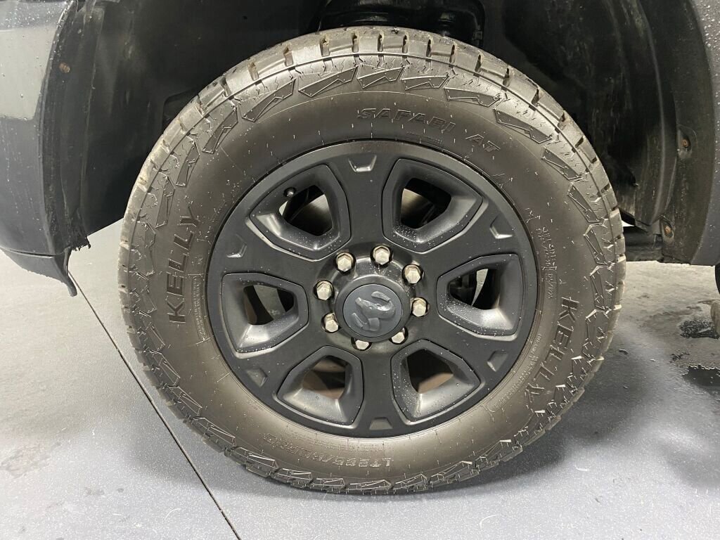 Used 2016 RAM 3500 Big Horn w/ Black Appearance Group image 15