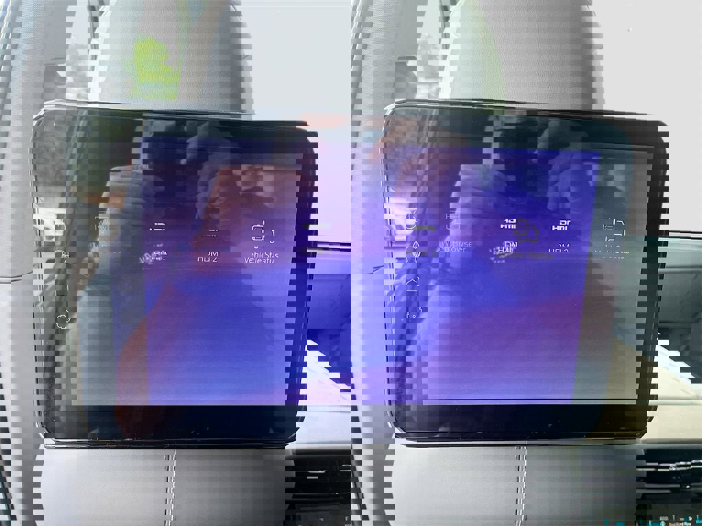 New 2026 Cadillac Escalade IQ Sport 1 w/ LPO, ONYX Package image 26