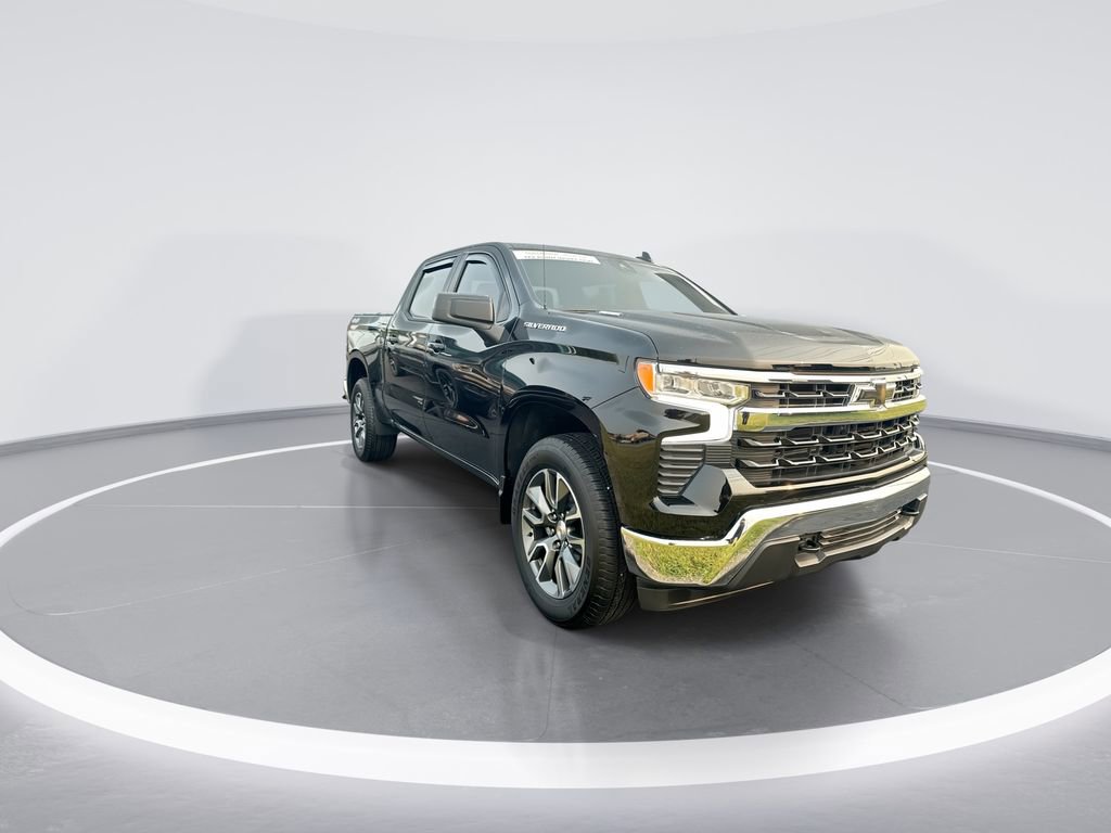 Used 2025 Chevrolet Silverado 1500 LT image 2