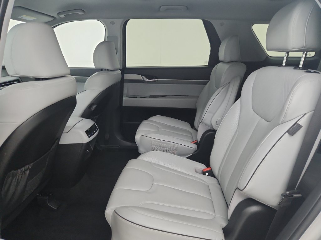 Used 2025 Hyundai Palisade SEL AWD/4WD image 34