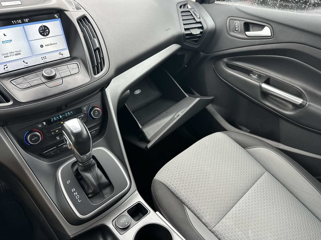 Used 2017 Ford C-MAX Energi SE w/ Equipment Group 401A FWD image 32