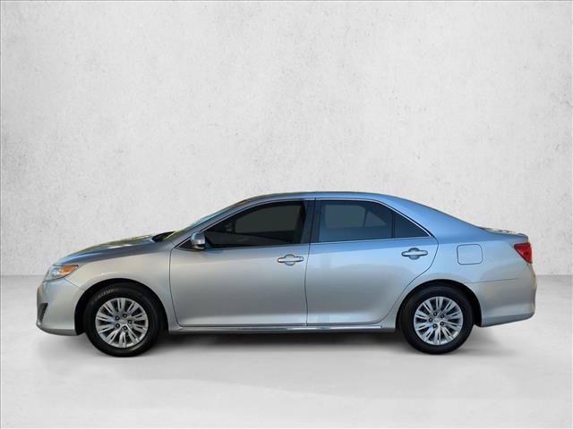 Used 2014 Toyota Camry LE FWD image 9