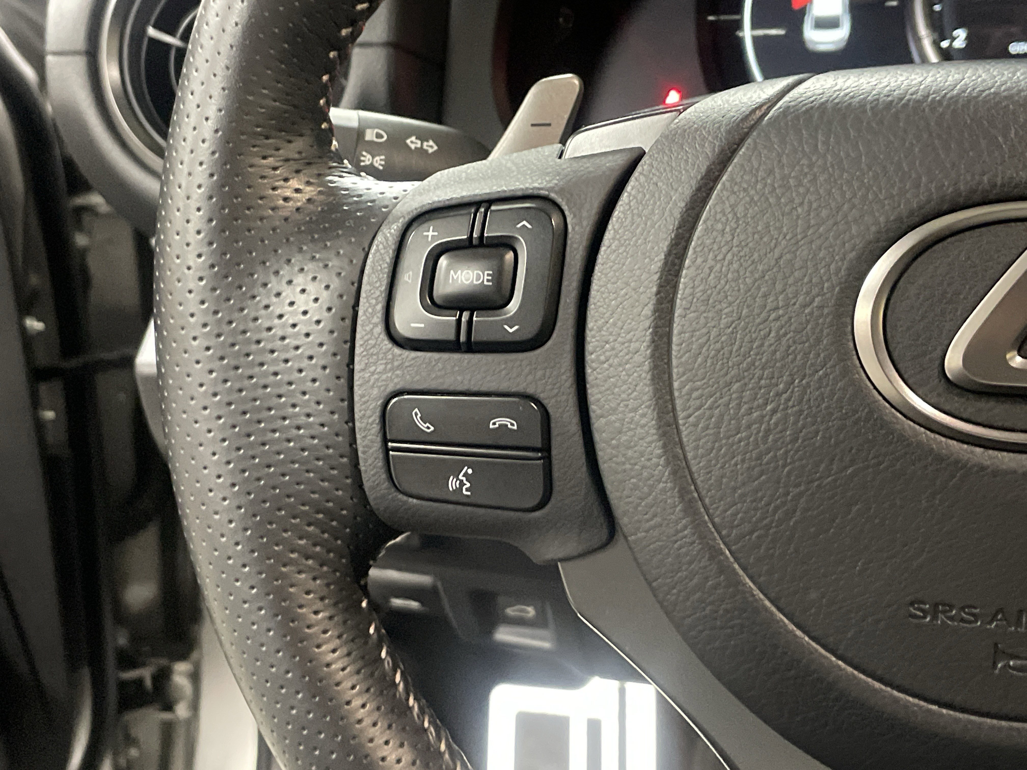 Used 2023 Lexus IS 350 F Sport w/ Navigation Package image 19