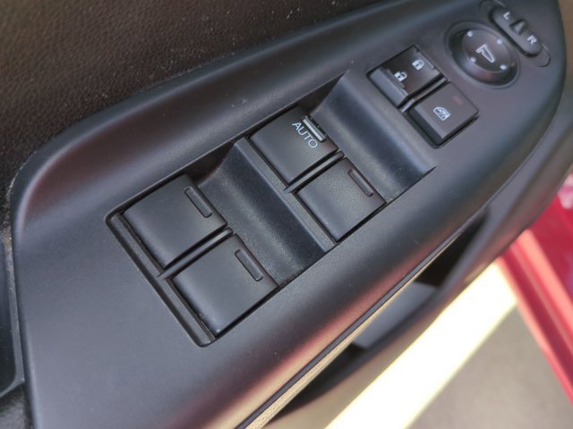 Used 2017 Honda Fit LX image 12