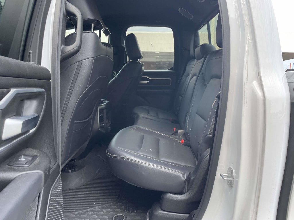 Used 2022 RAM 1500 Big Horn w/ Night Edition AWD/4WD image 16