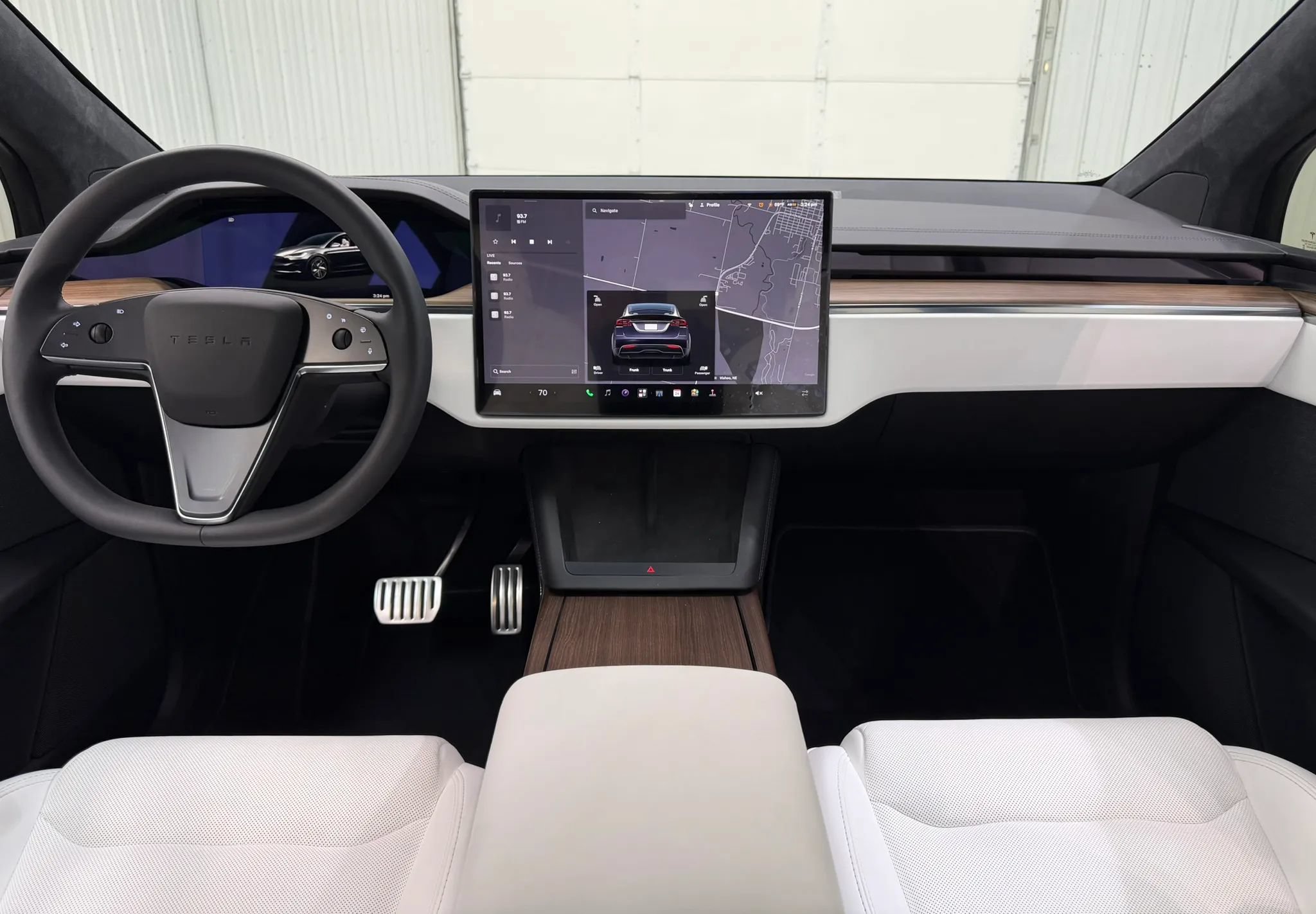 Used 2026 Tesla Model X AWD/4WD image 14