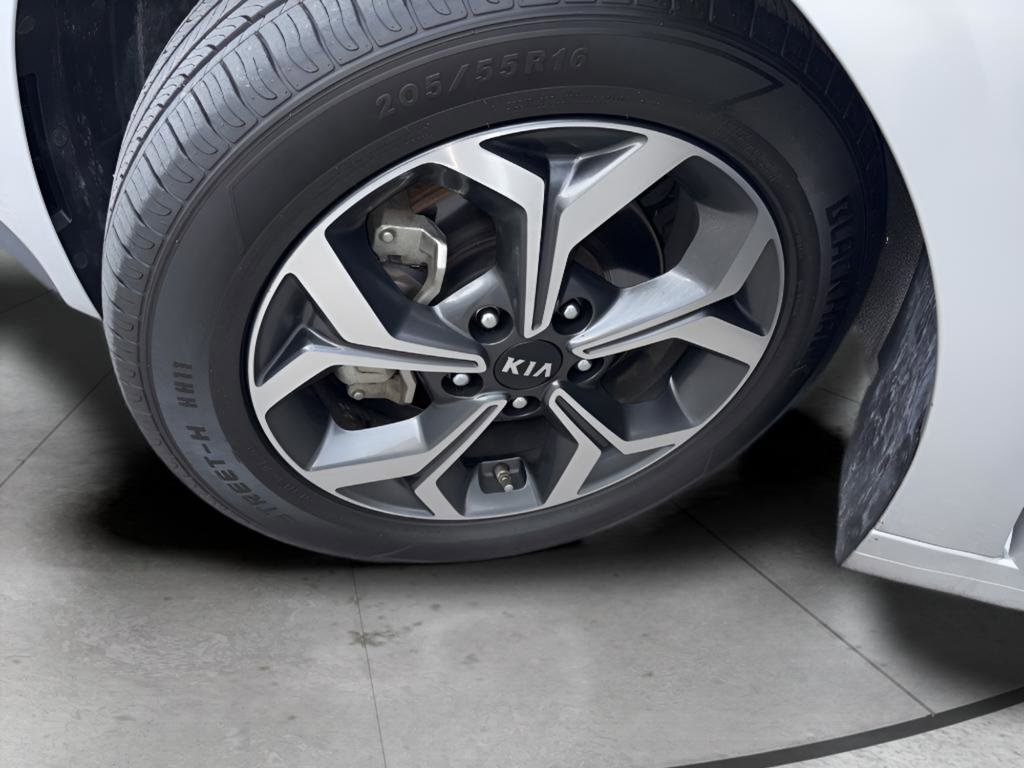 Used 2020 Kia Forte LXS image 38