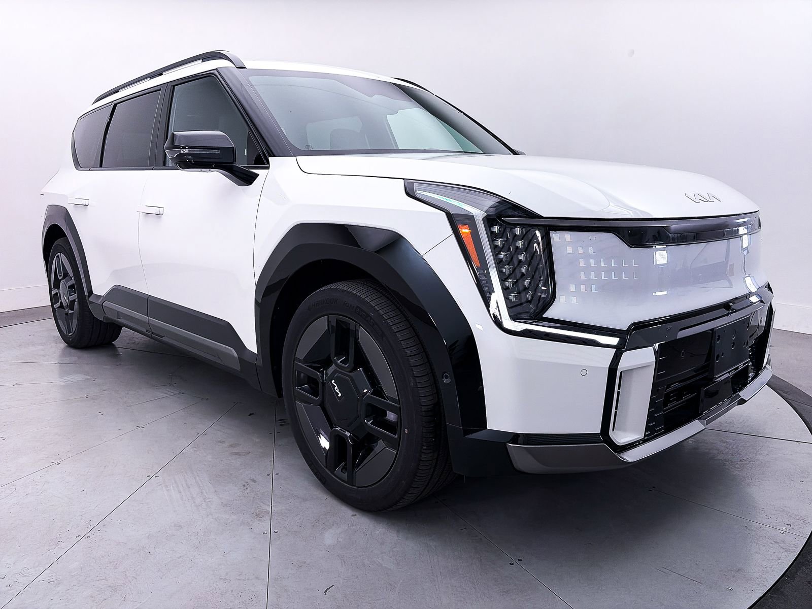 Used 2024 Kia EV9 GT-Line AWD/4WD image 13