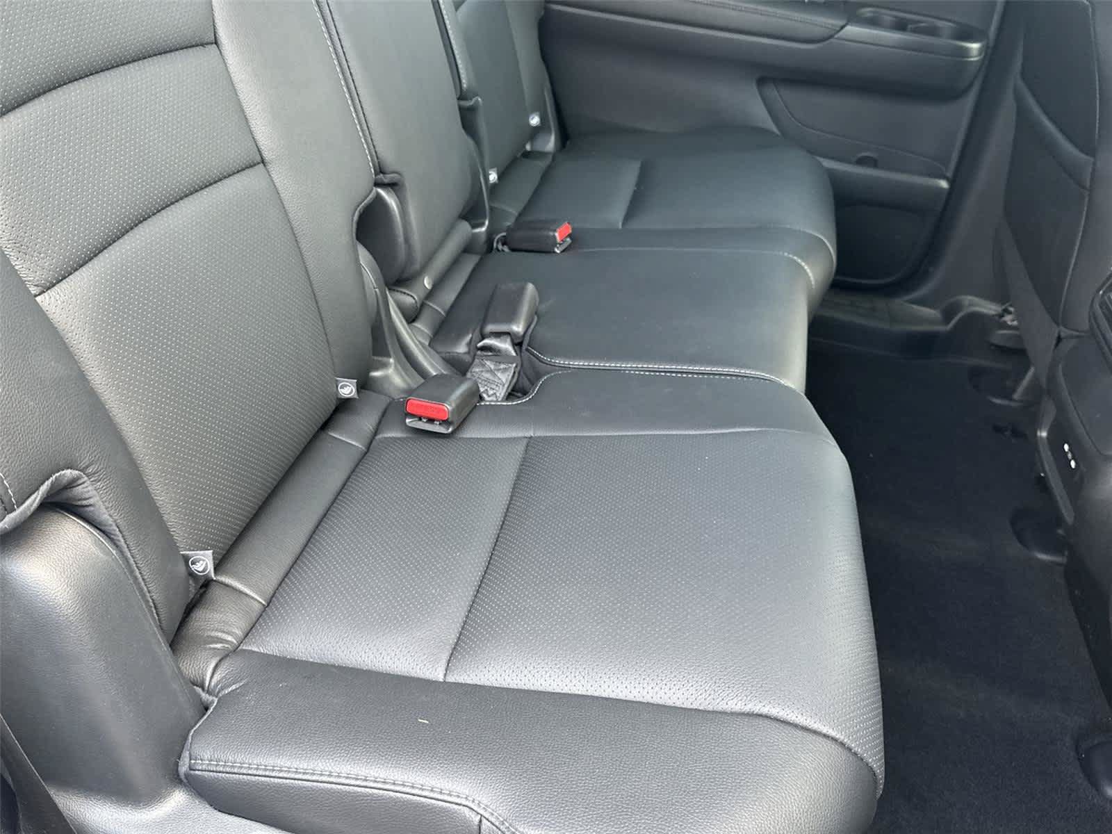 Used 2024 Honda Passport EX-L image 16