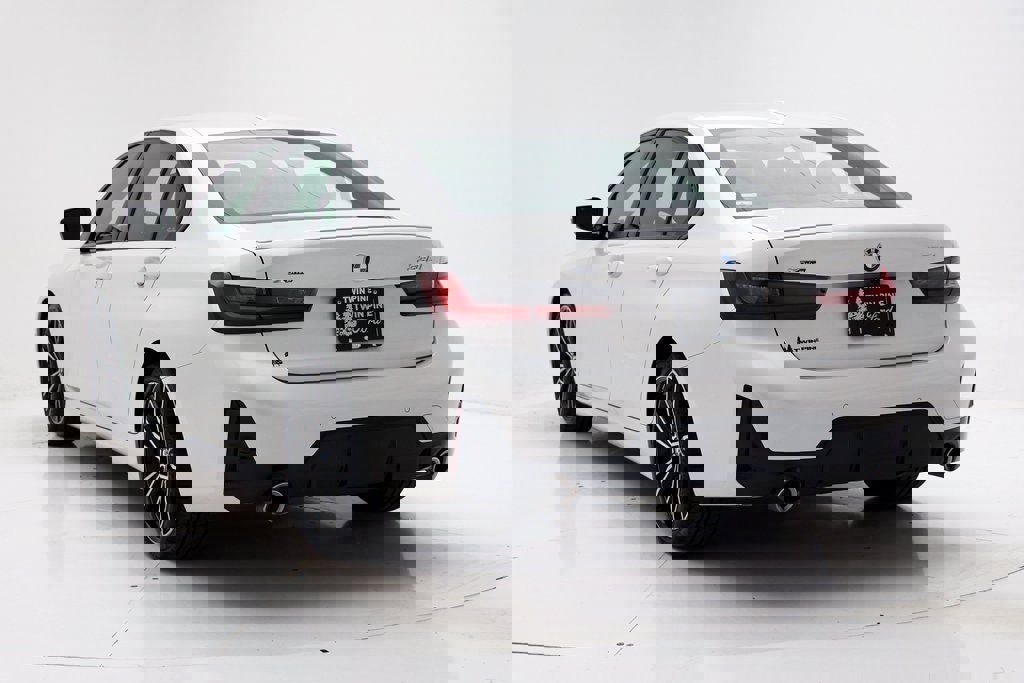 Used 2024 BMW 330i xDrive Sedan w/ M Sport Package image 6