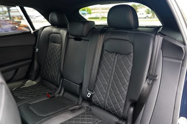 Used 2023 Audi SQ8 Prestige AWD/4WD image 12