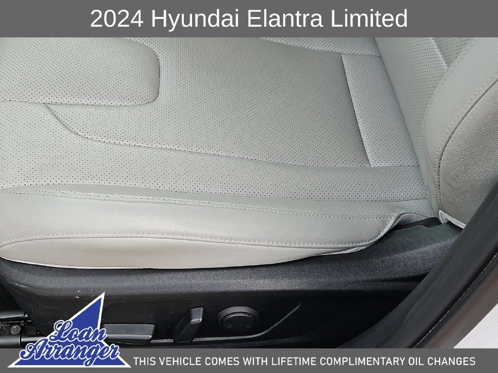 Used 2024 Hyundai Elantra Limited FWD image 23