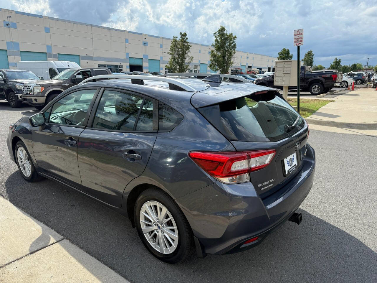 Used 2017 Subaru Impreza 2.0i Premium image 12