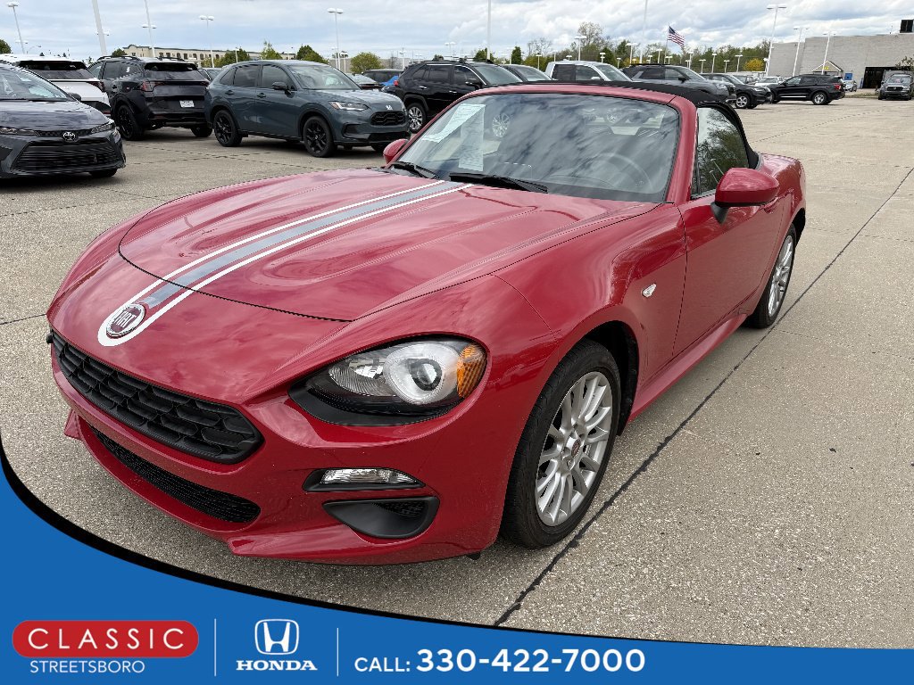 Used 2019 FIAT 124 Spider Classica w/ Technology Group RWD image 1