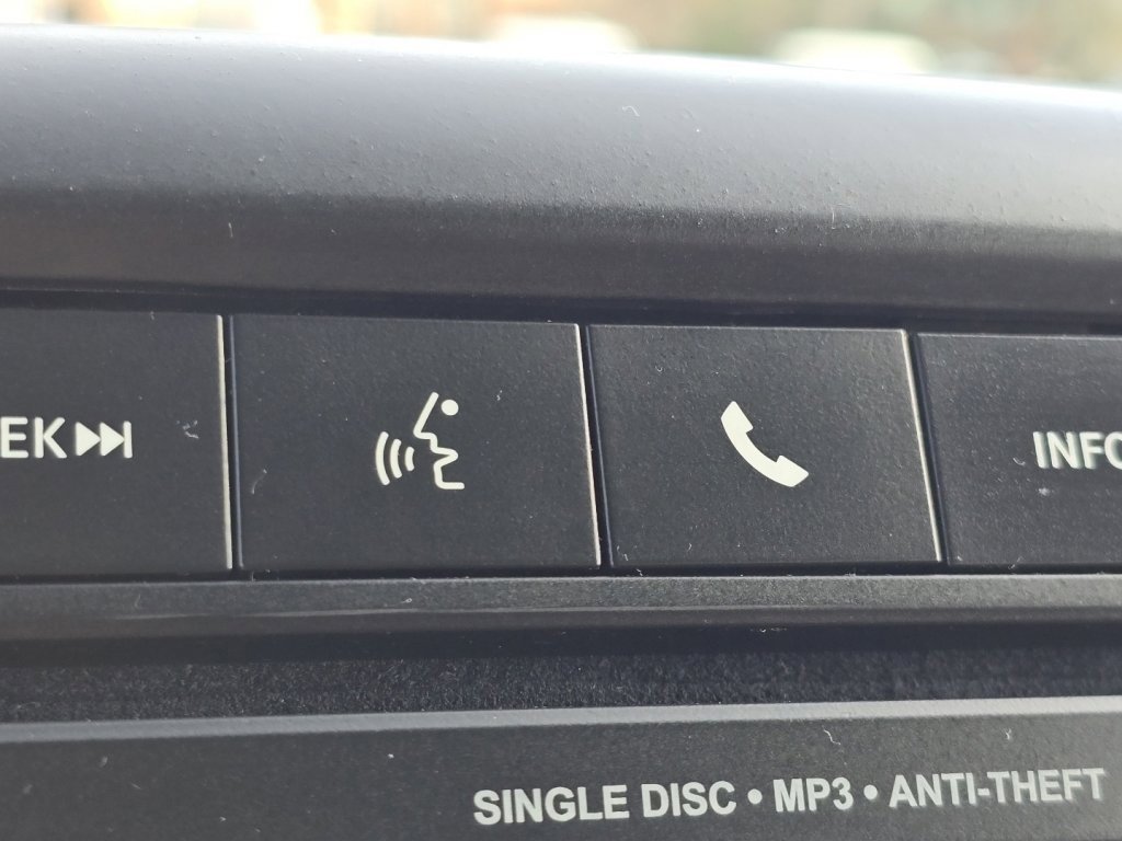 Used 2016 Dodge Grand Caravan SE image 4