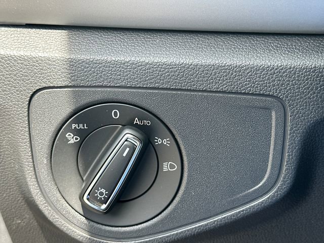 Certified 2023 Volkswagen Atlas Cross Sport SEL image 25