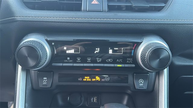 Used 2024 Toyota RAV4 LE image 18