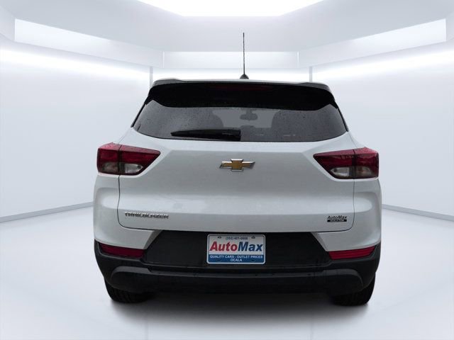 Used 2024 Chevrolet TrailBlazer LS w/ LS Convenience Package FWD image 4