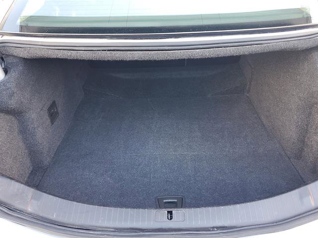 Used 2018 Cadillac XTS Luxury image 13