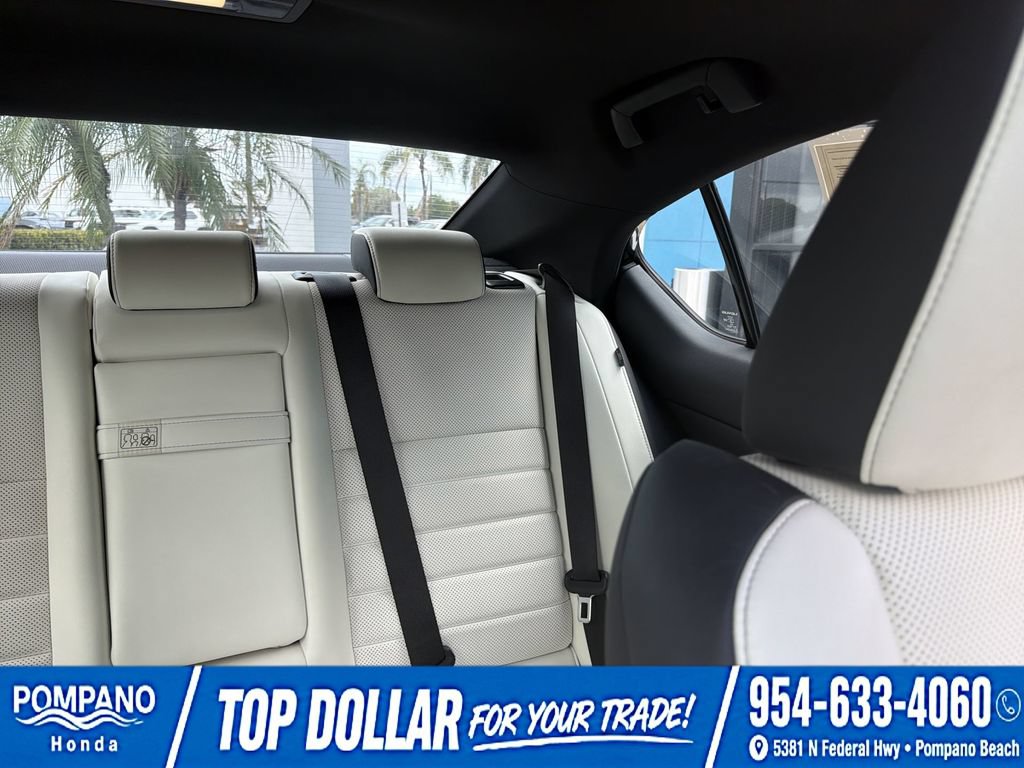 Used 2022 Lexus IS 350 F Sport RWD image 18