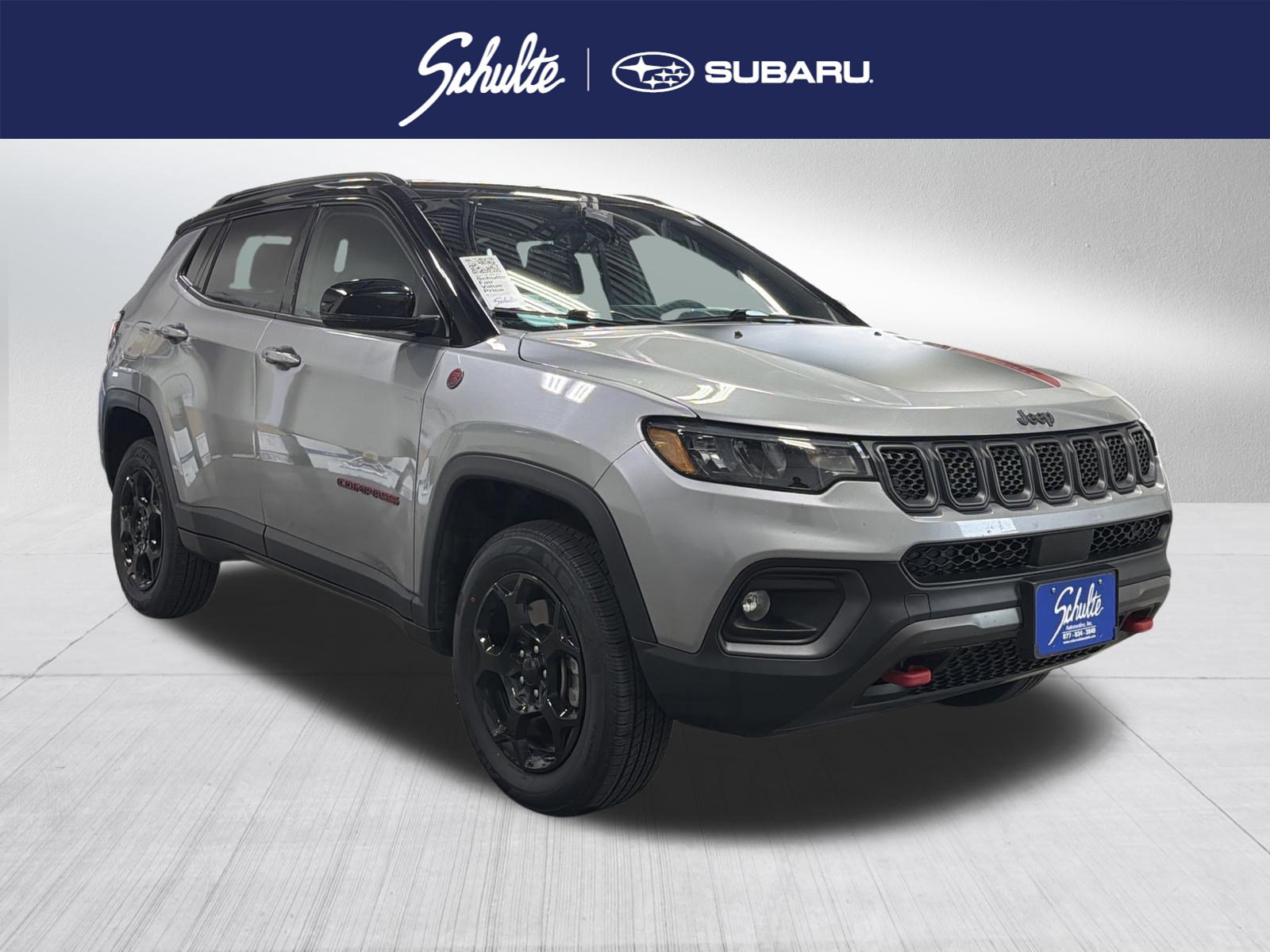 Used 2023 Jeep Compass Trailhawk AWD/4WD image 1