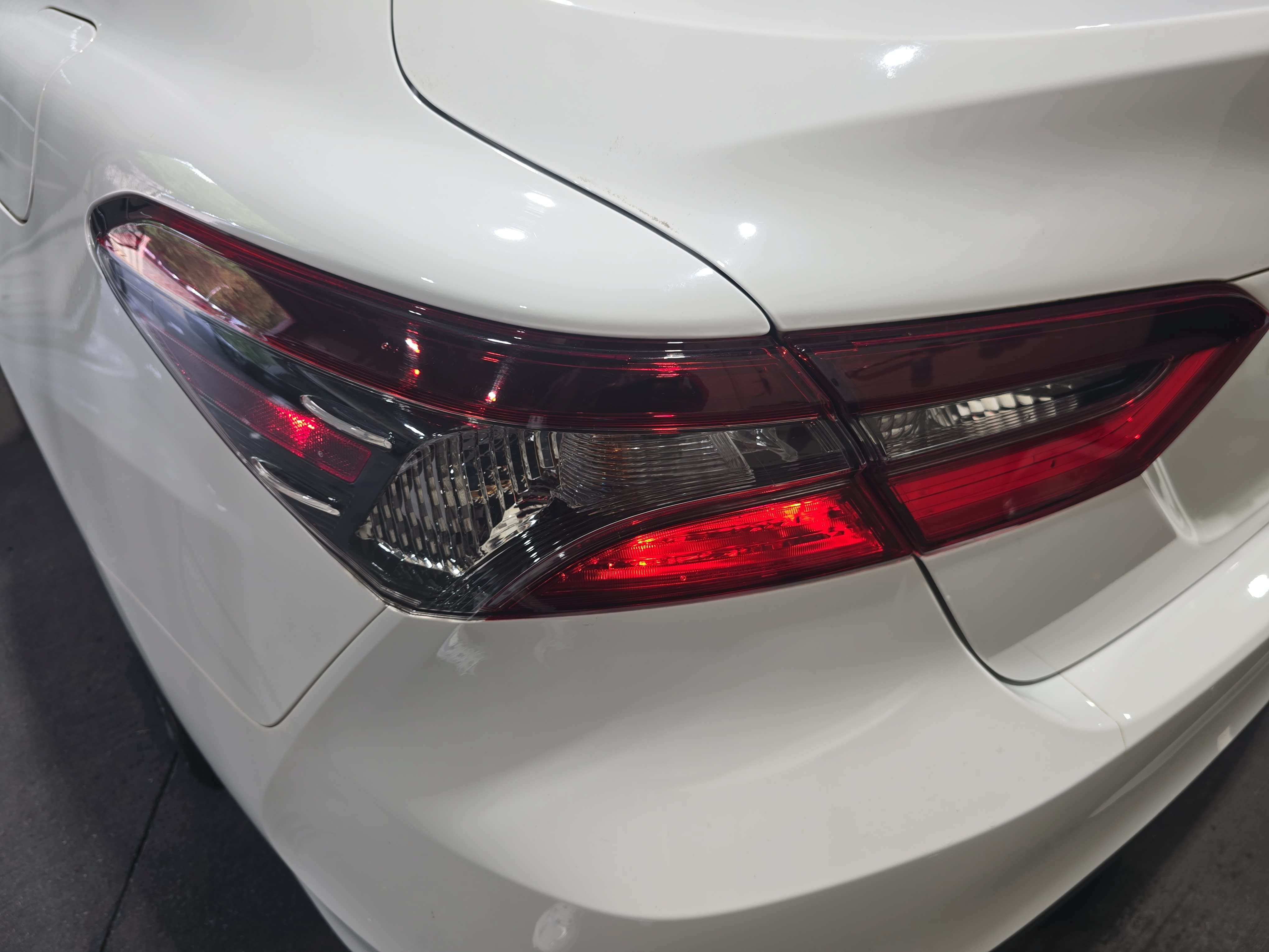 Used 2022 Toyota Camry LE FWD image 32