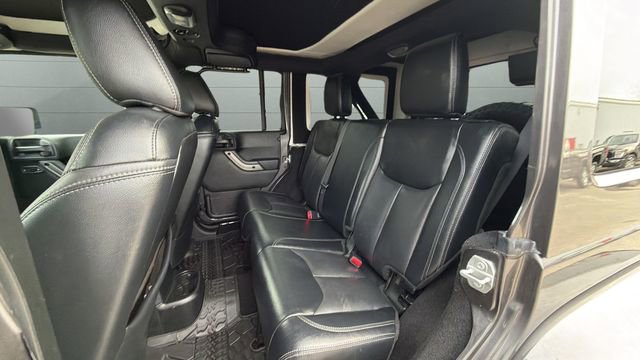 Used 2018 Jeep Wrangler Unlimited Altitude image 19