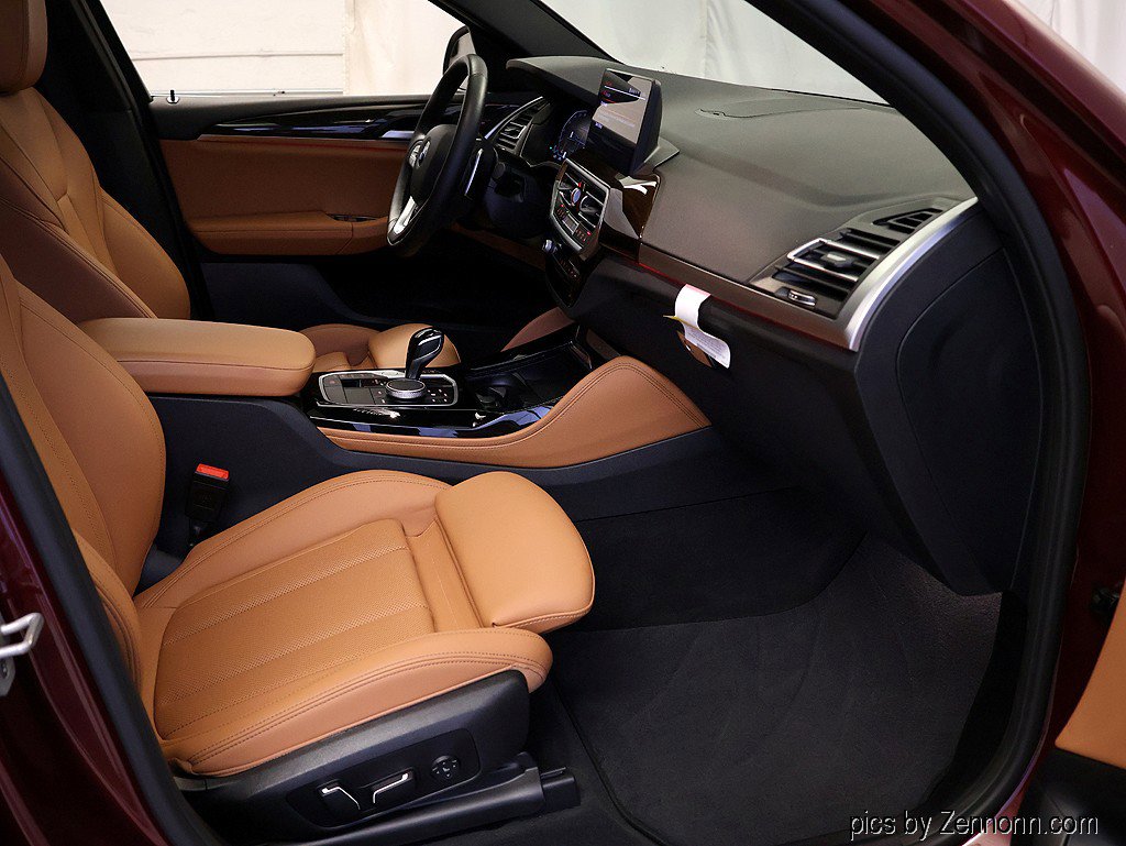 Certified 2025 BMW X4 xDrive30i AWD/4WD image 36