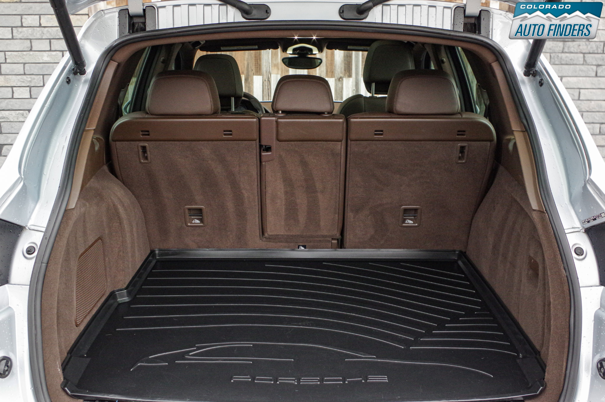 Used 2017 Porsche Cayenne S image 27