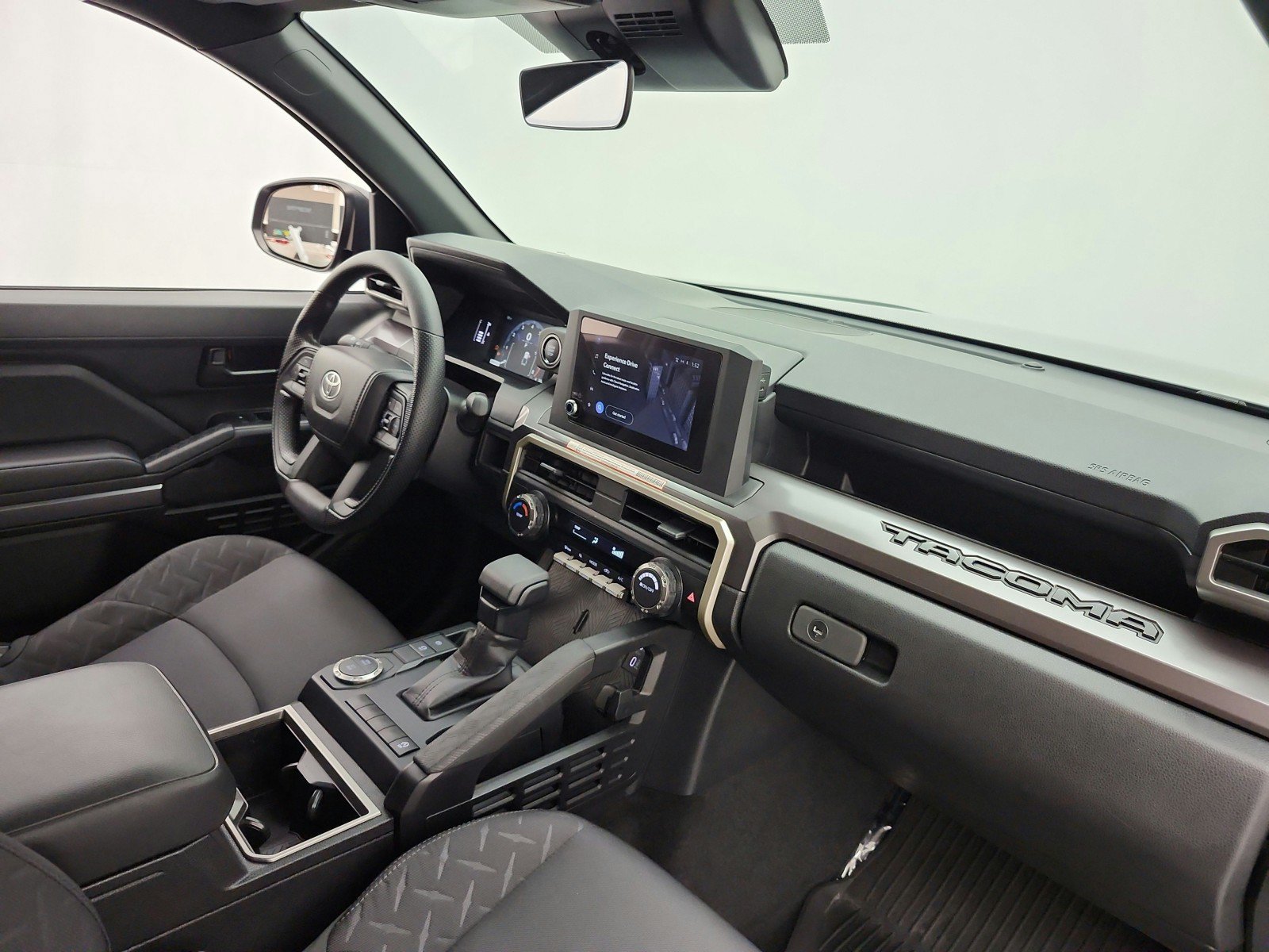 Used 2026 Toyota Tacoma SR5 RWD image 18